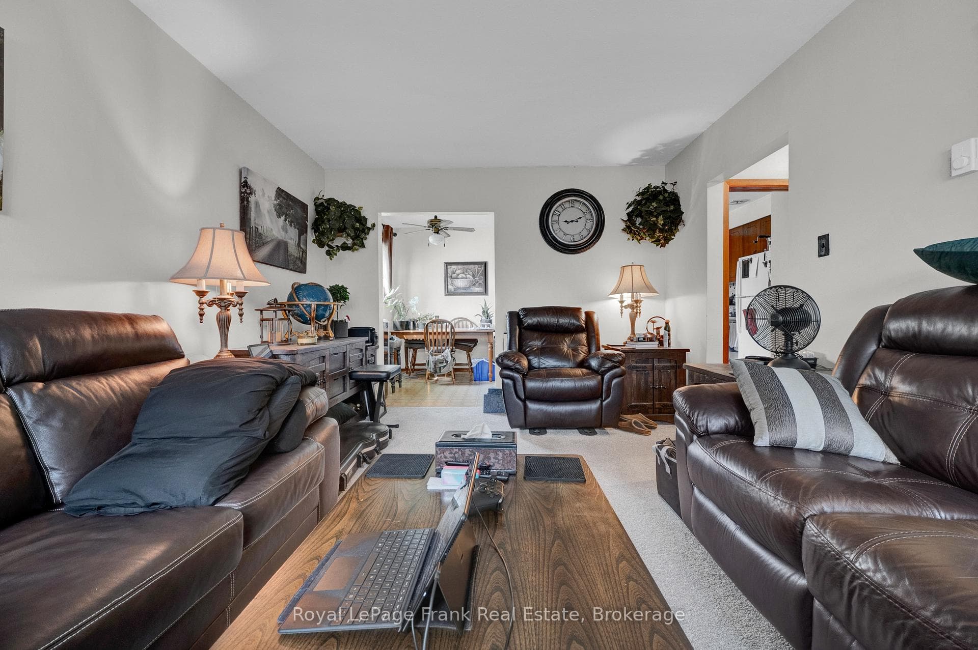596 Talbot Court photo 31