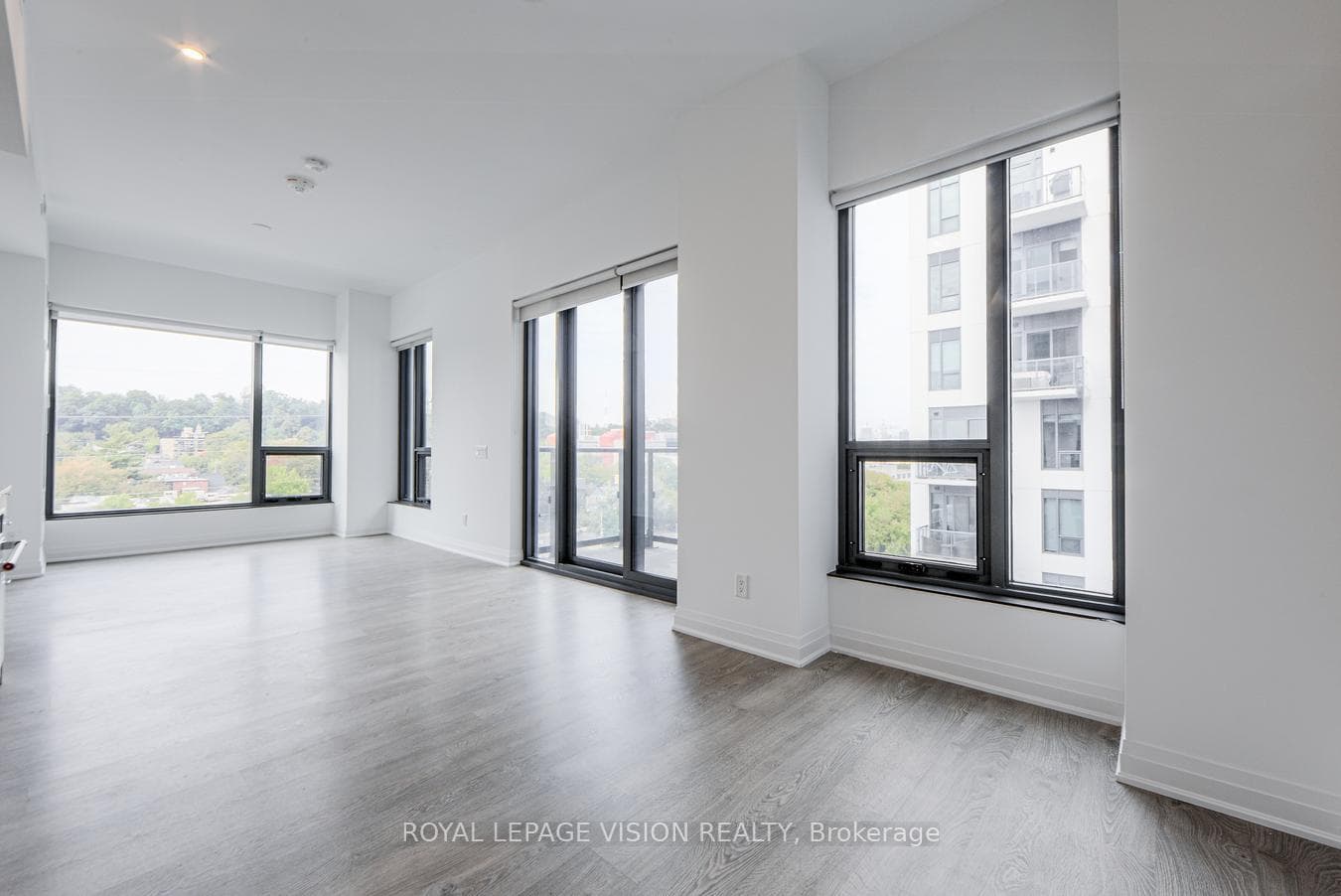 280 Howland Avenue Unit 628 photo 11