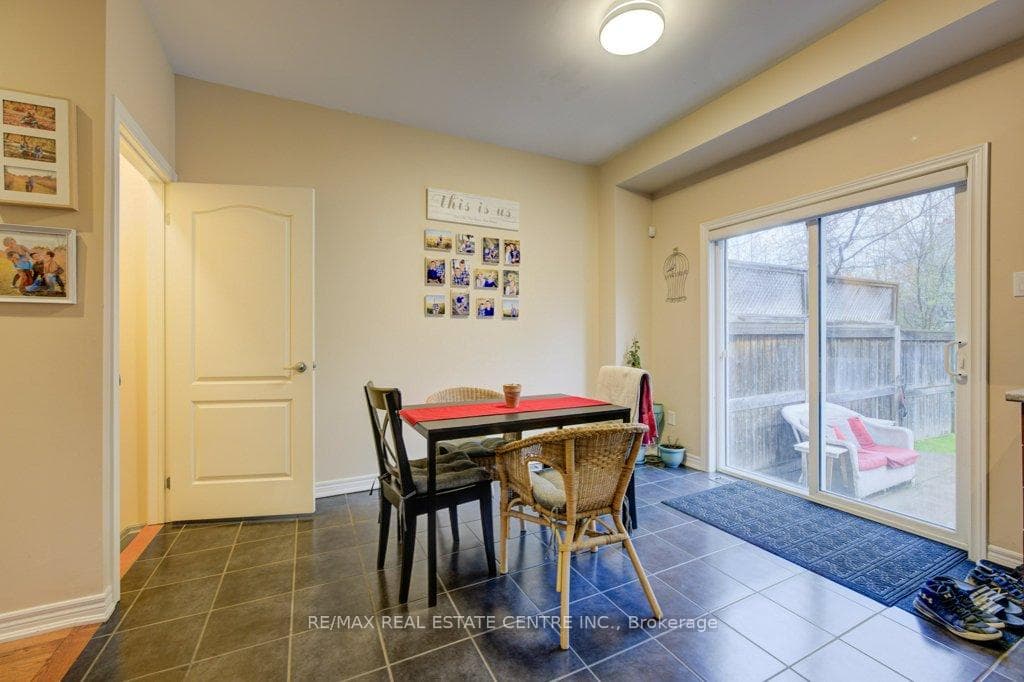 28 Glendarling Crescent photo 7