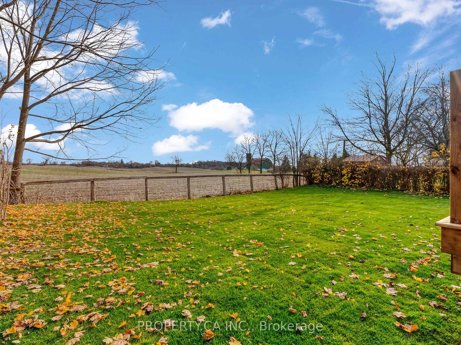 52 Fieldgate Drive Unit Upper photo 23