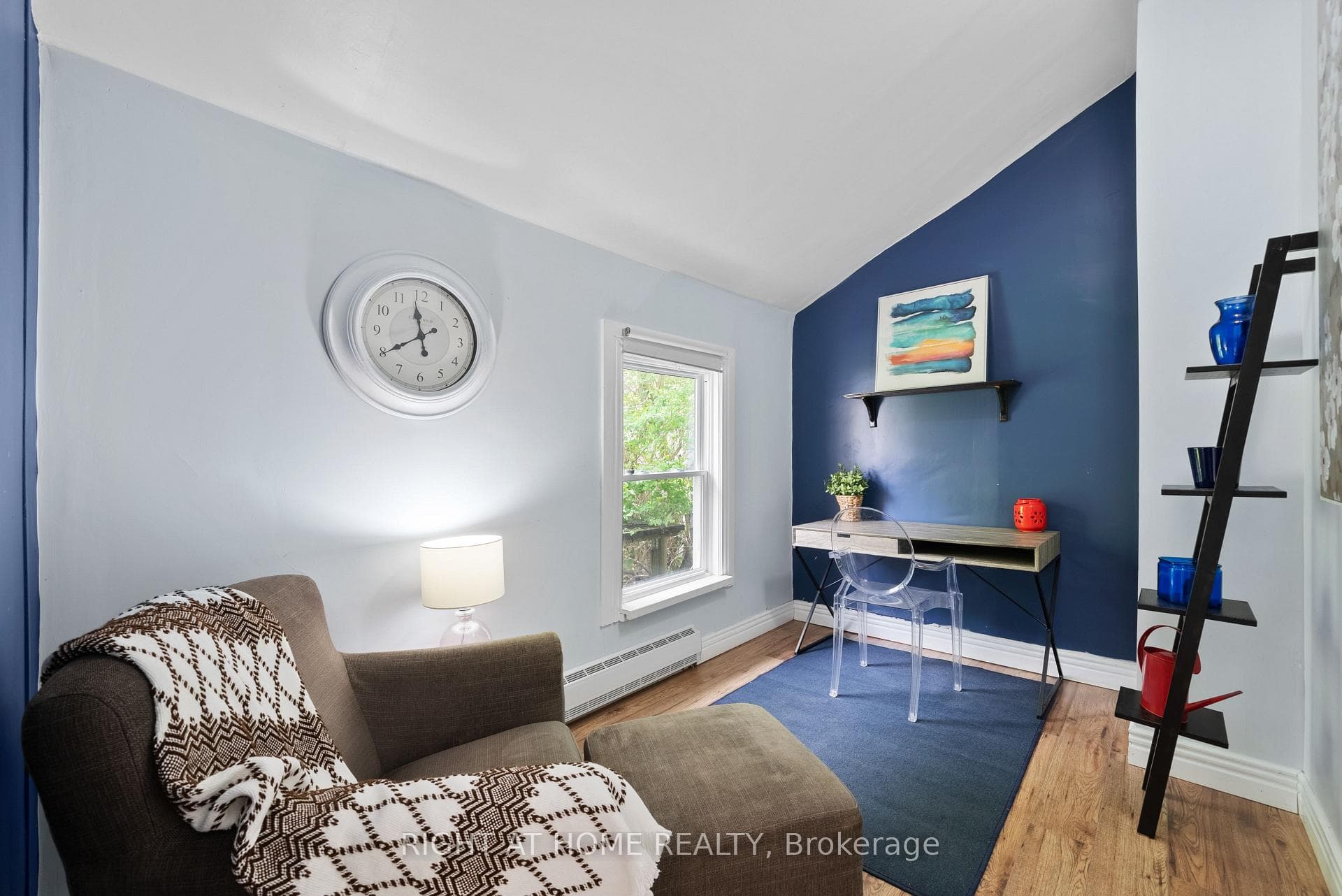97 Scugog Street photo 17