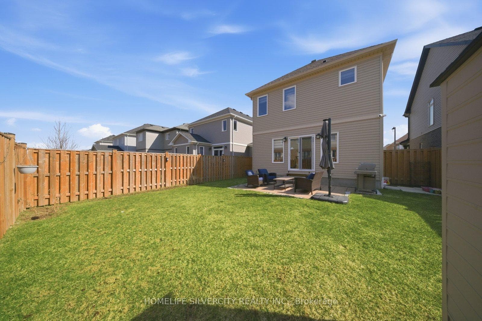 17 Oldham Avenue photo 35