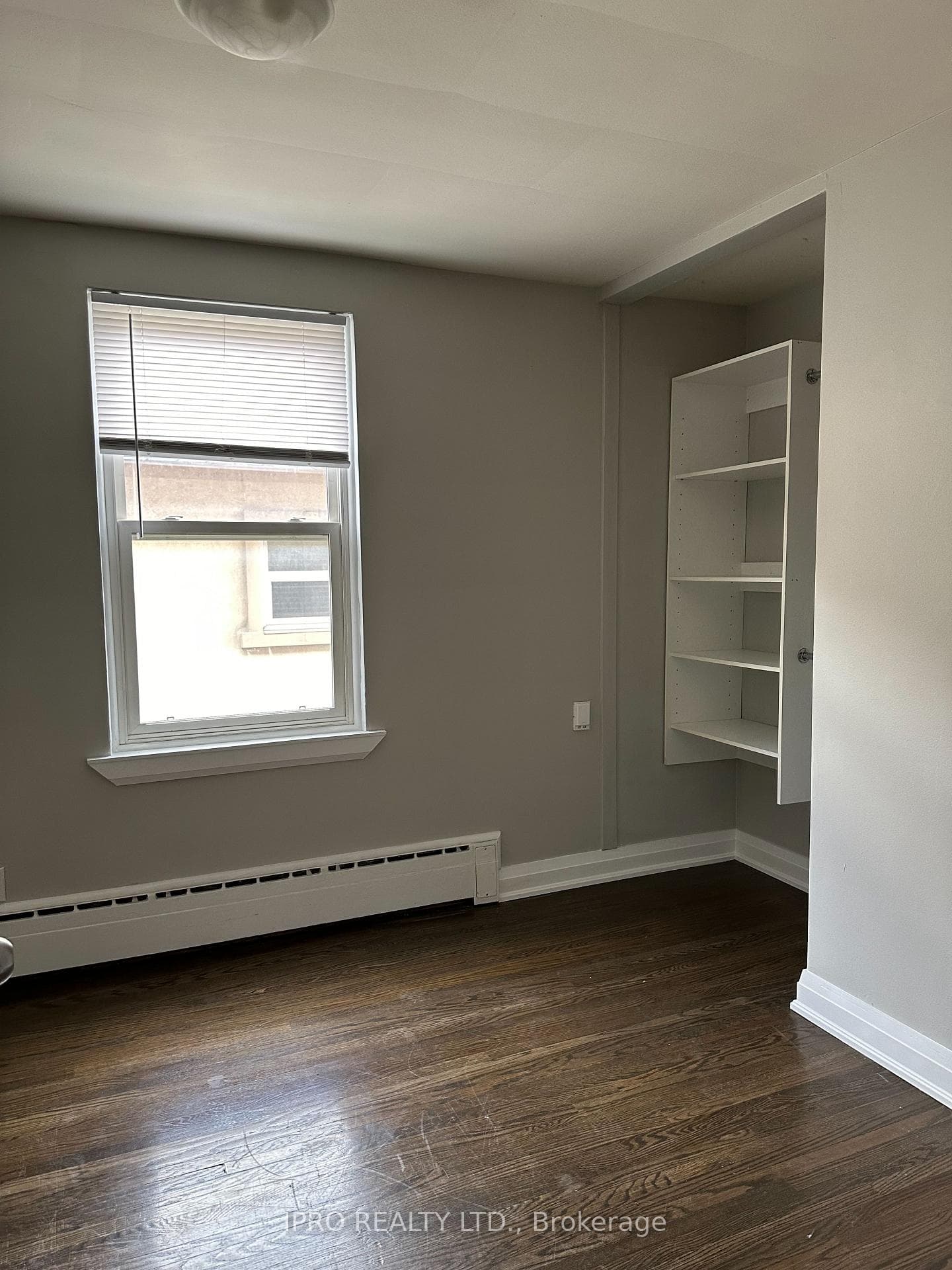 6 Seventeenth Street Unit 4 photo 3