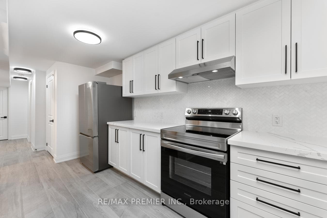 176 LETITIA Street photo 10