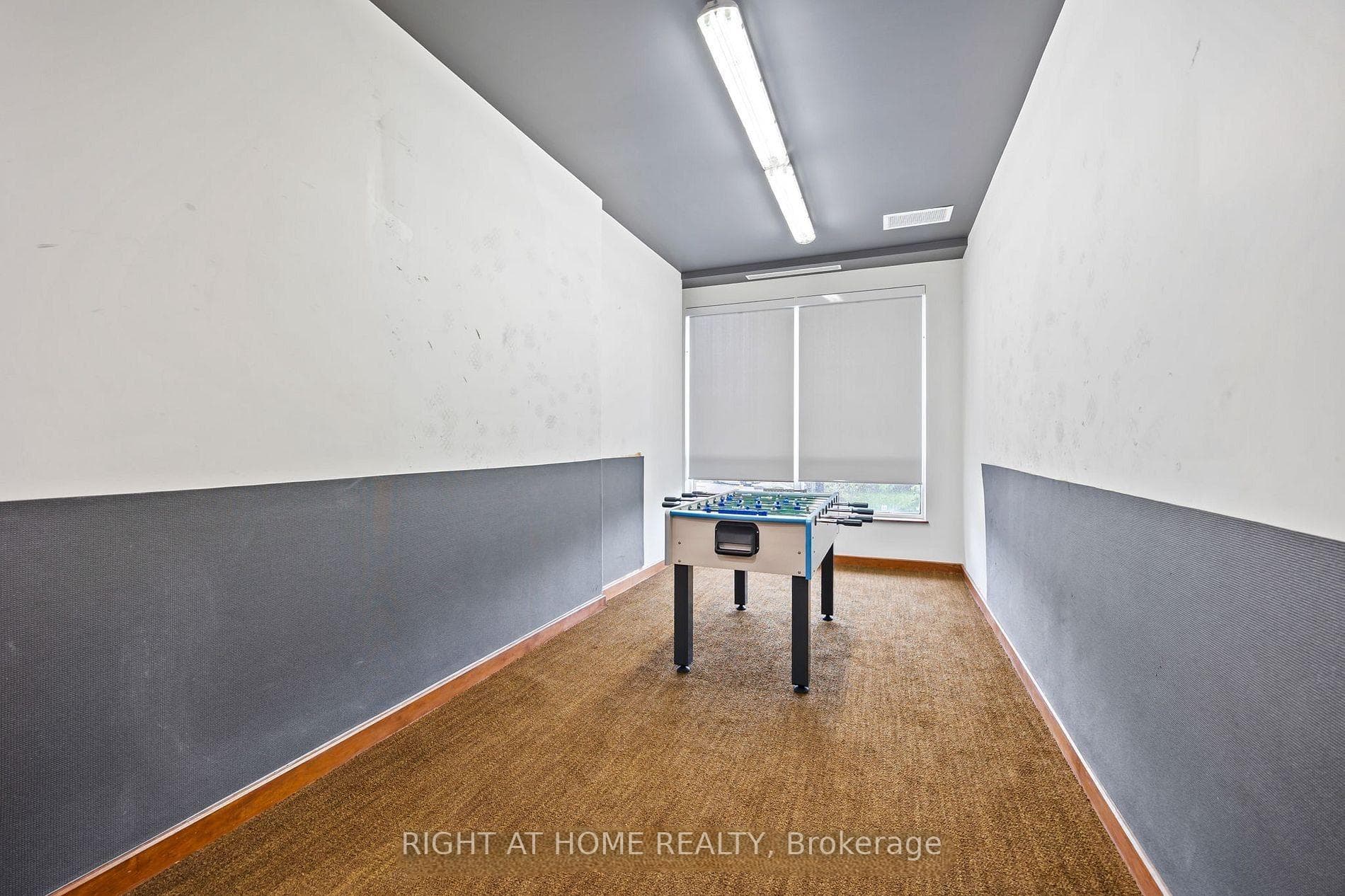 10 Northtown Way Unit 1405 photo 32