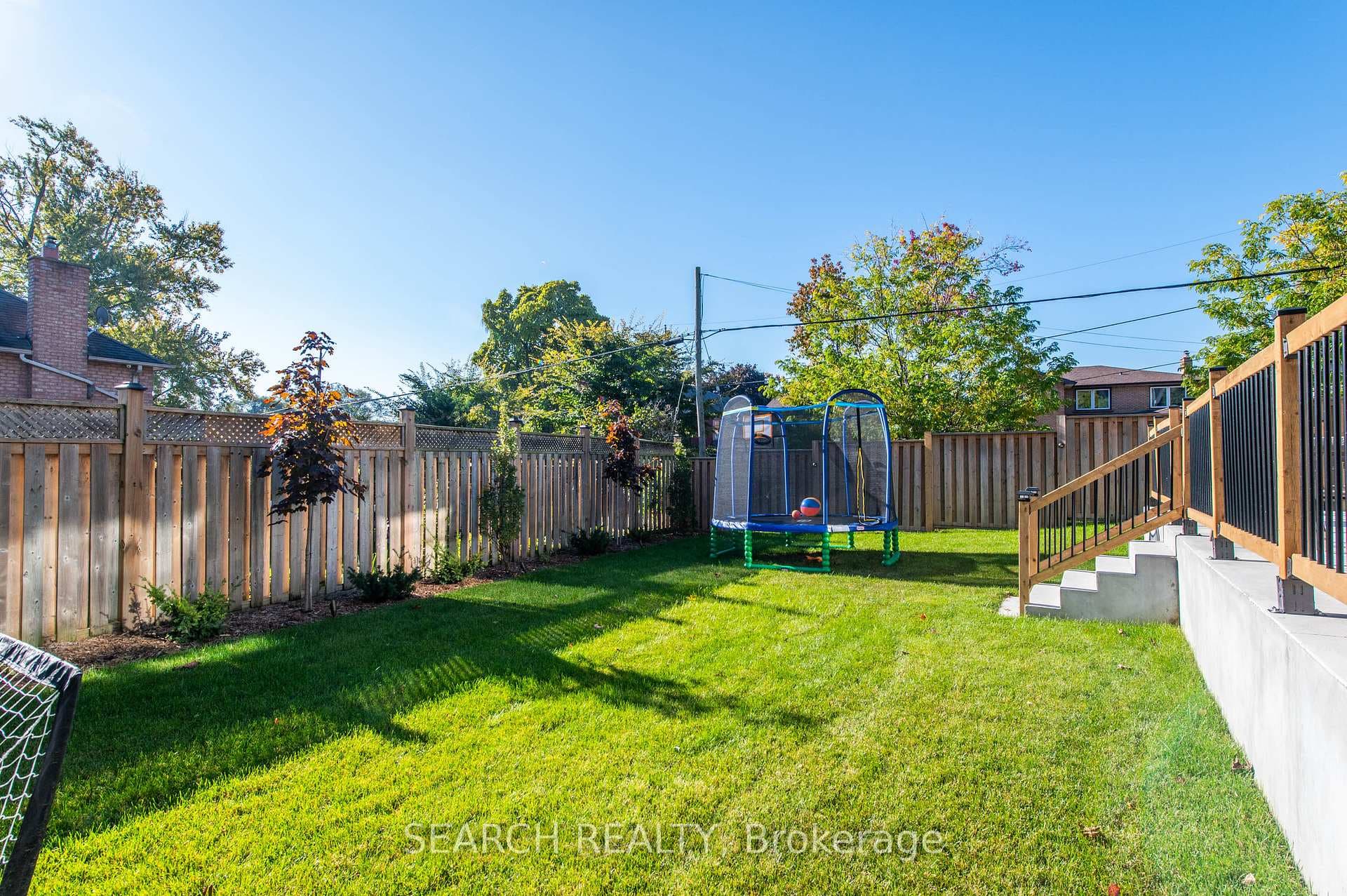 1297 Canterbury Road photo 33