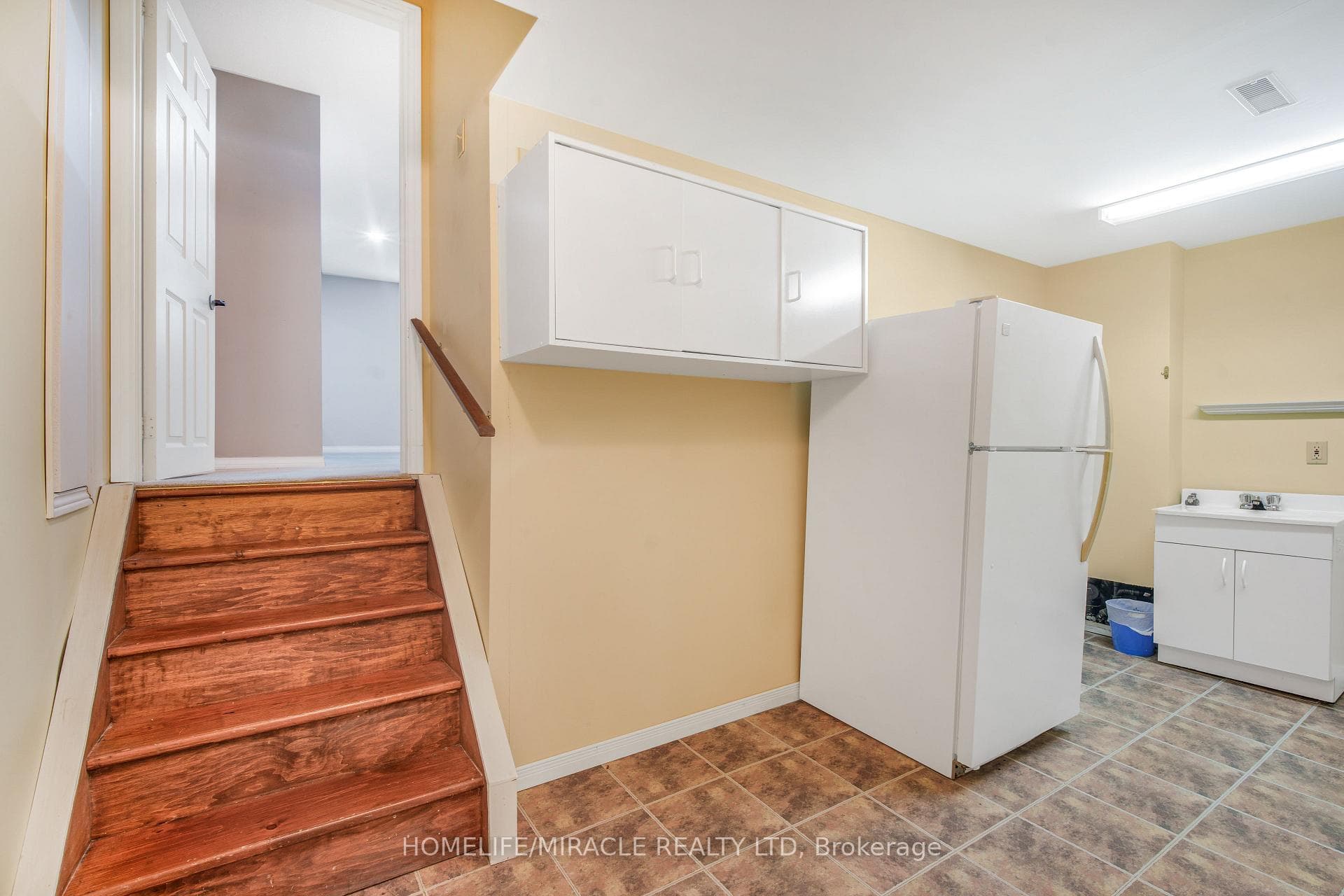 23 Millpond Place photo 38