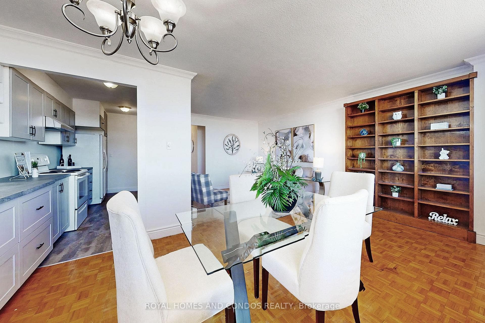 130 Neptune Drive Unit 1206 photo 13