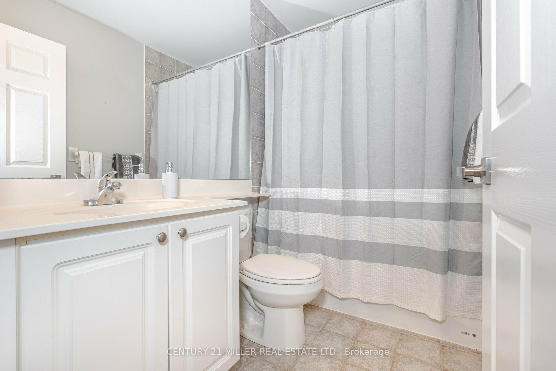 25 Kingsbridge Garden Circle Unit 3013 photo 26