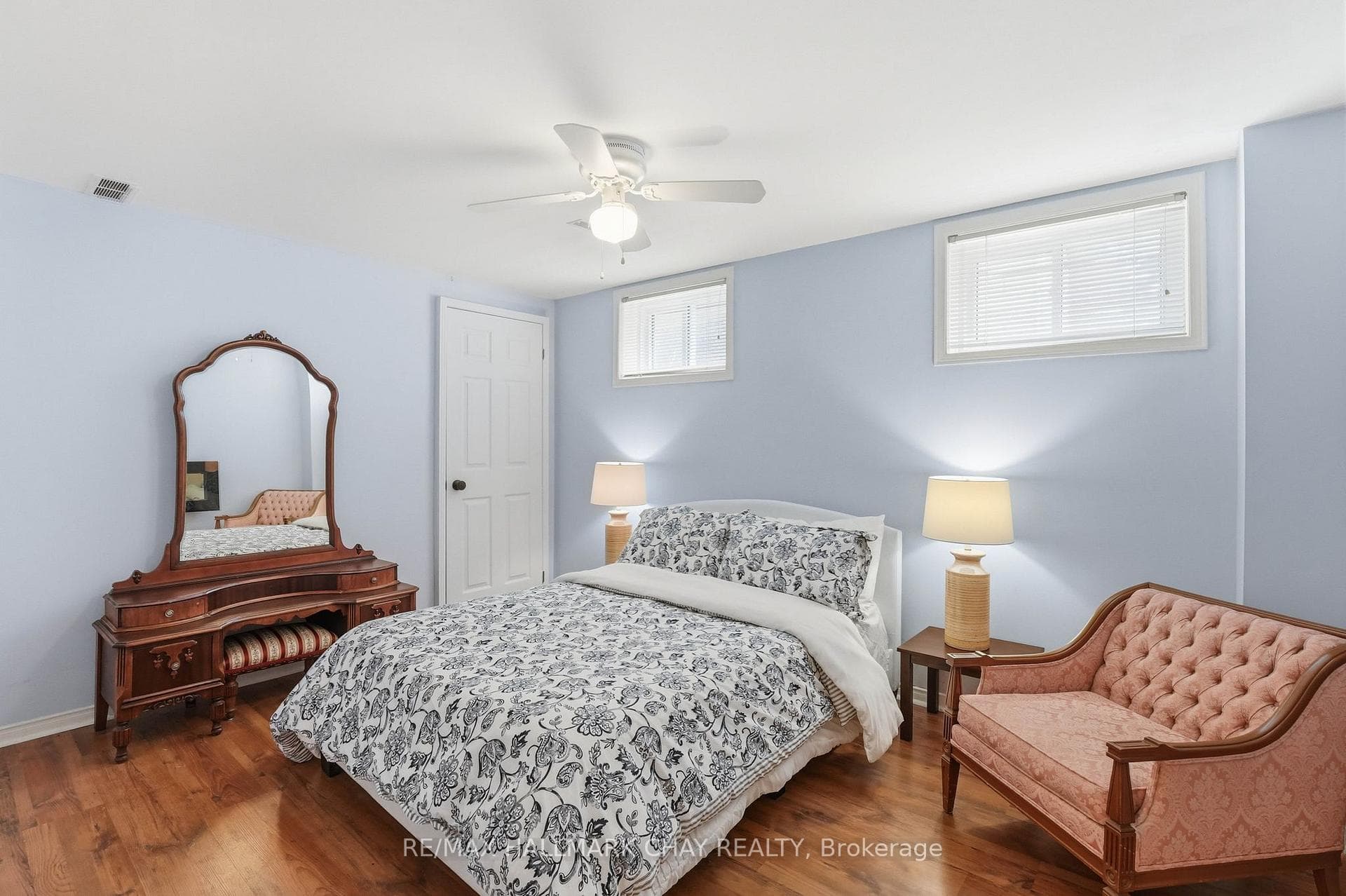 117 Brown Street photo 32