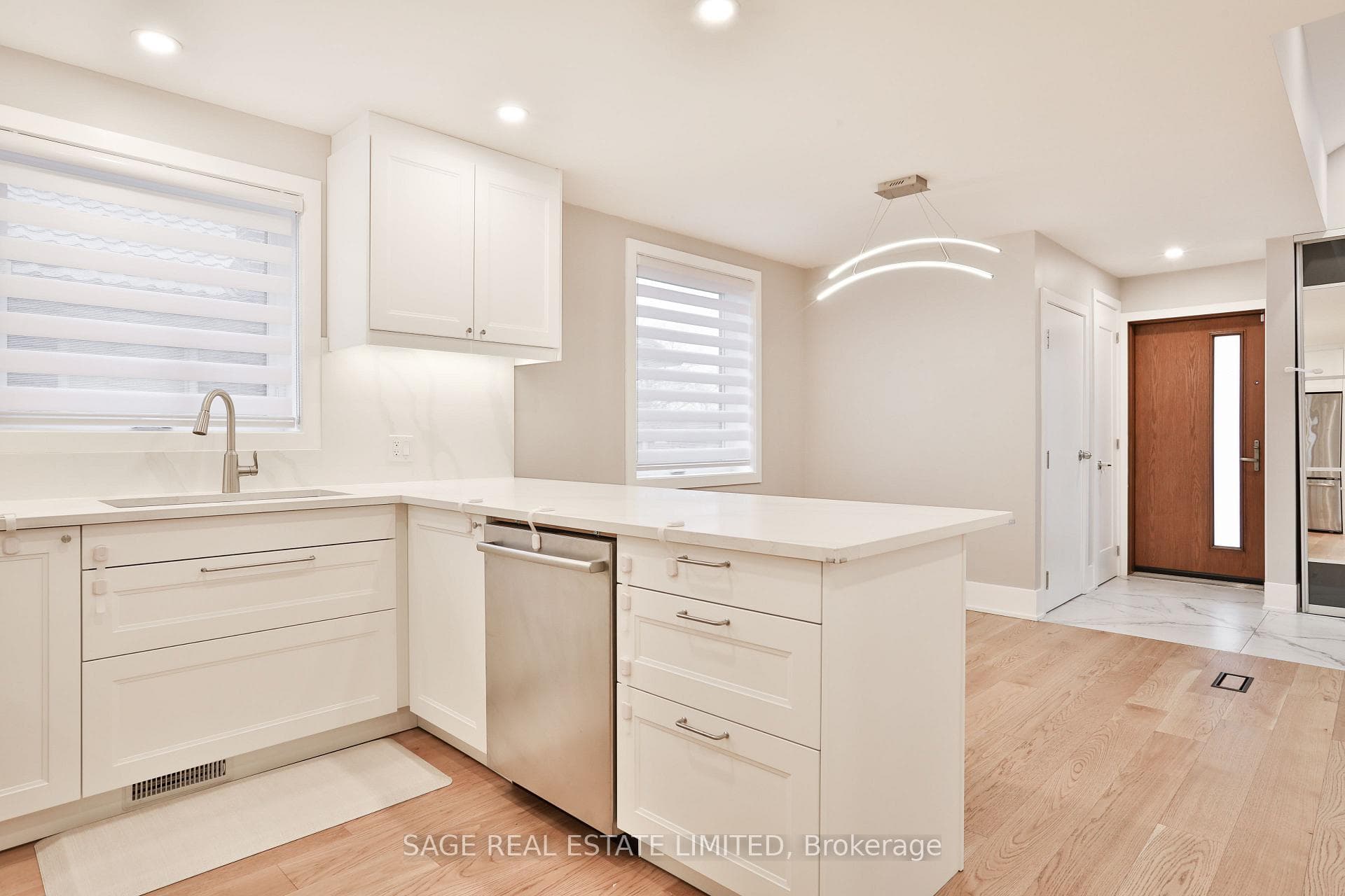 233 Thirtieth Street Unit Main photo 12