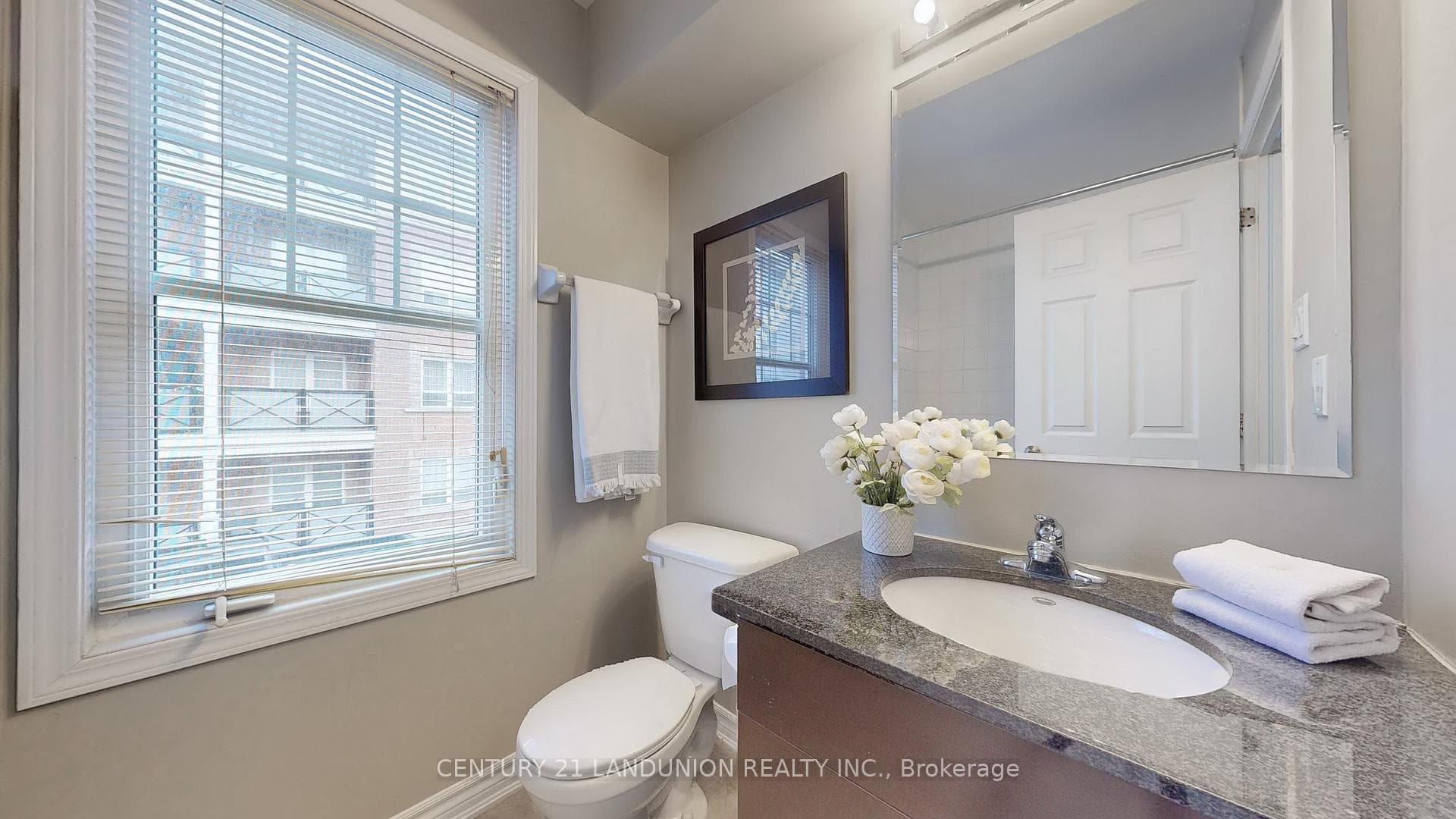 20 Mendelssohn Street Unit 7 photo 15