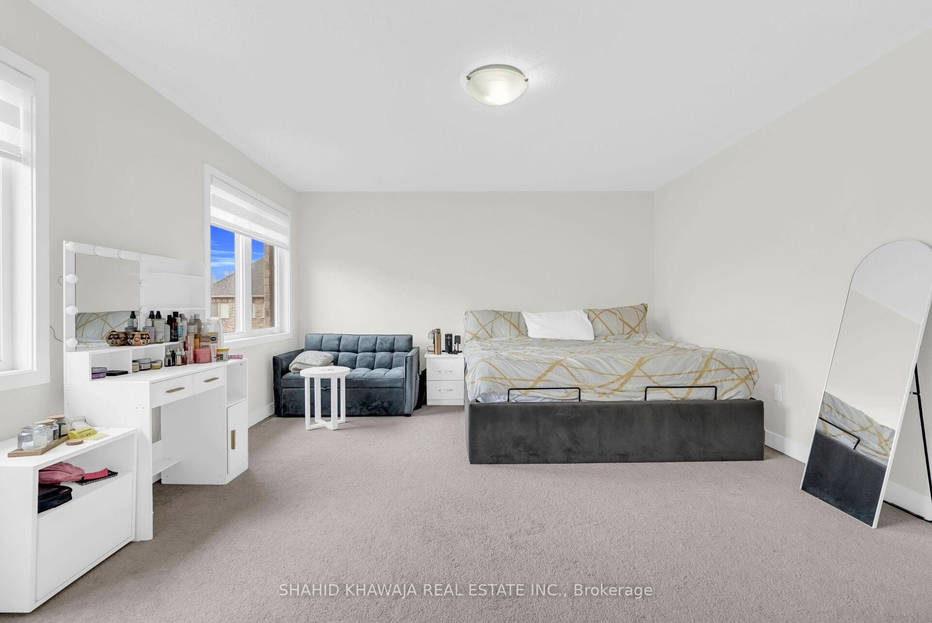 641 Leatherleaf Landing photo 23