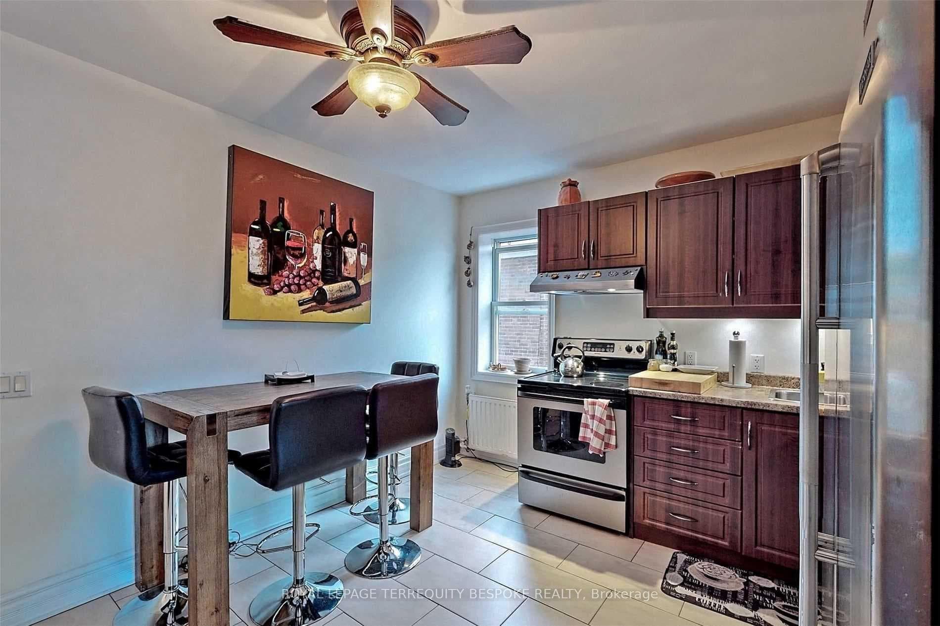 9 Concord Avenue Unit #2 -upper photo 15