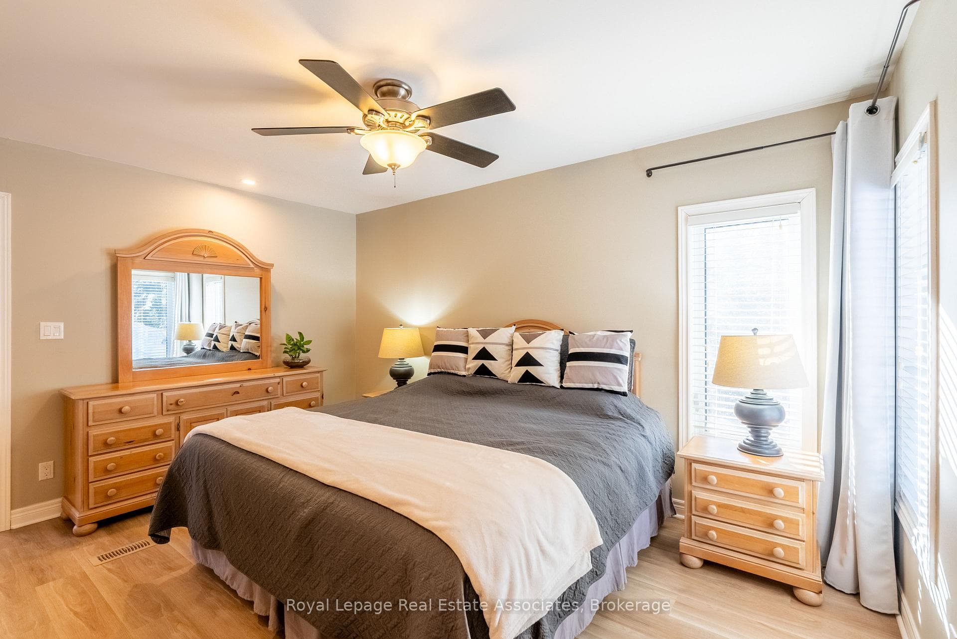196 Circle Road photo 22