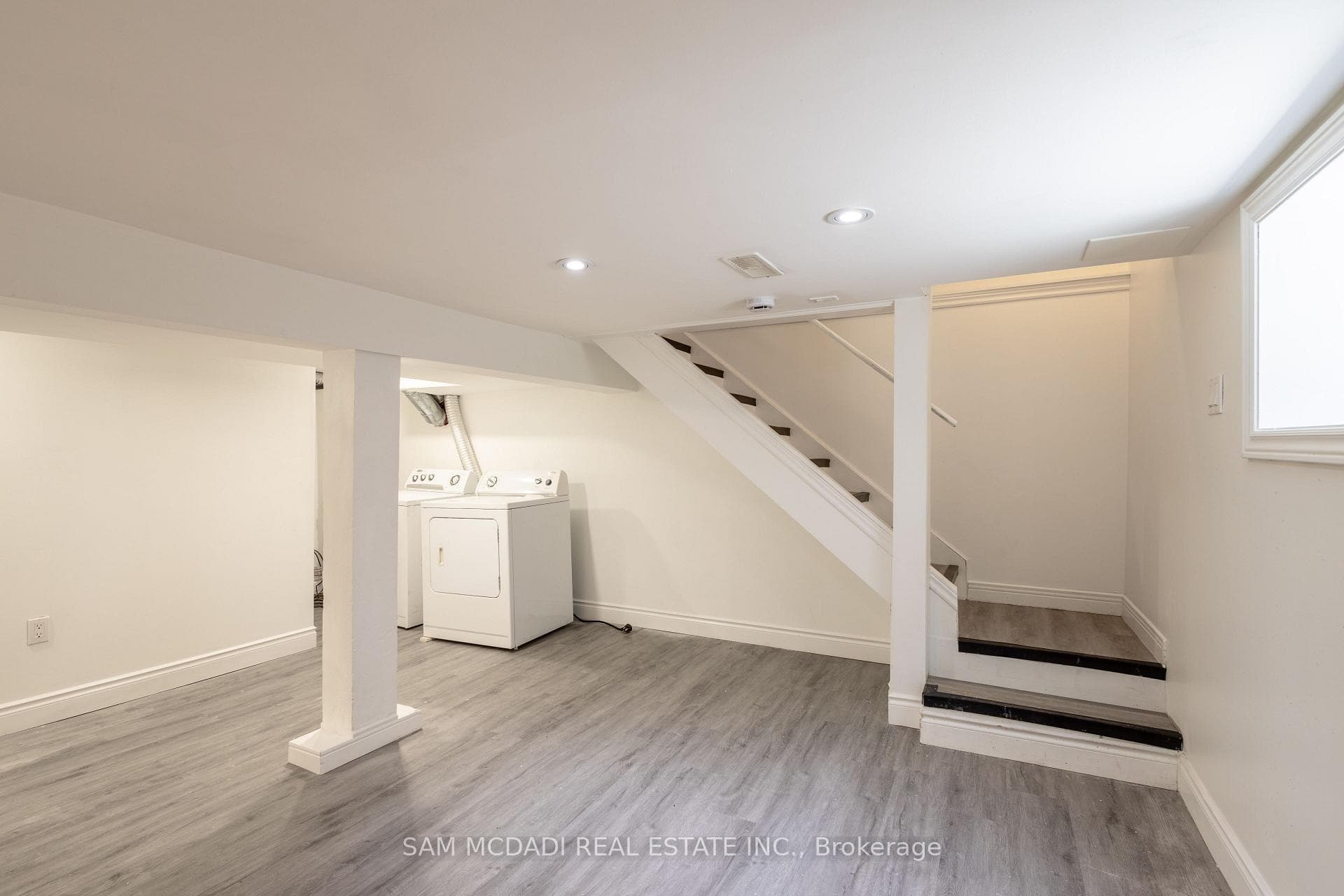24 Wexford Avenue photo 19