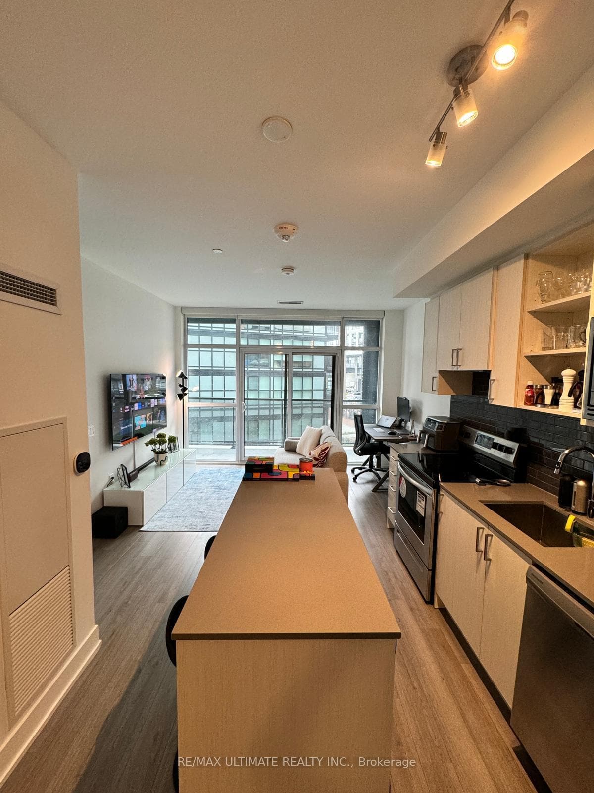 60 George Butchart Drive Unit 202 photo 3