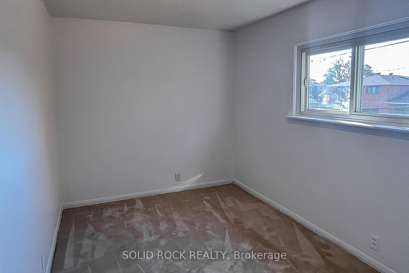 1745 Ortona Avenue photo 12