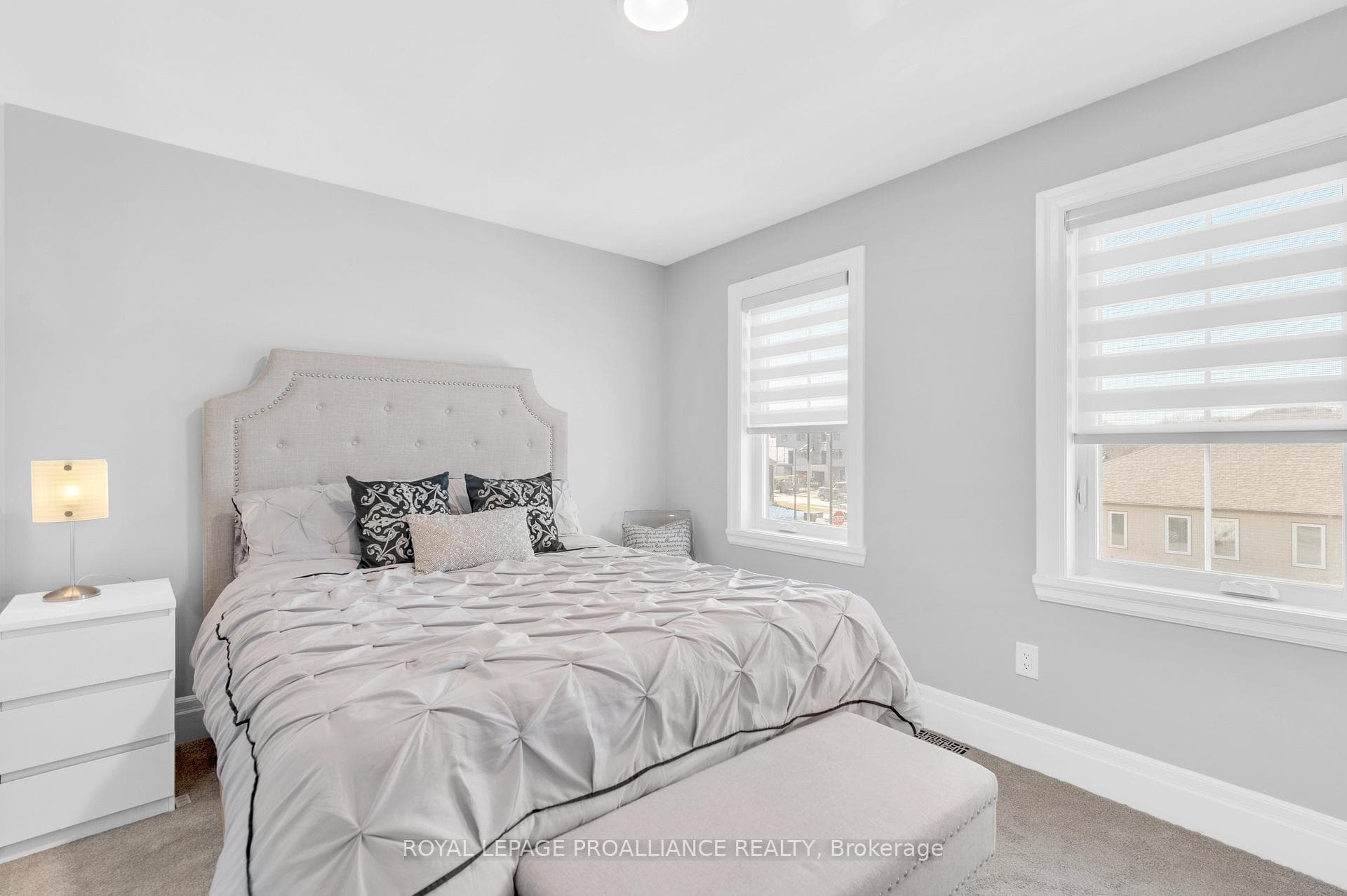 74 Campbell Crescent photo 17