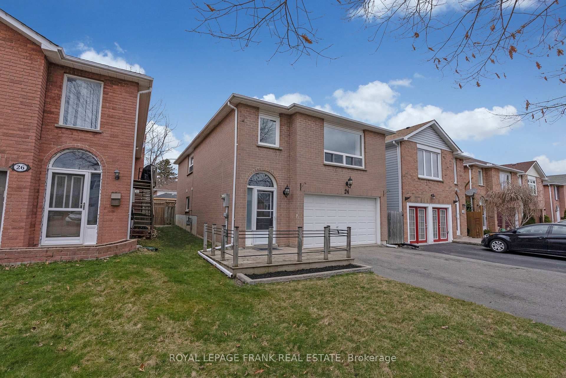 24 Marchwood Crescent photo 2