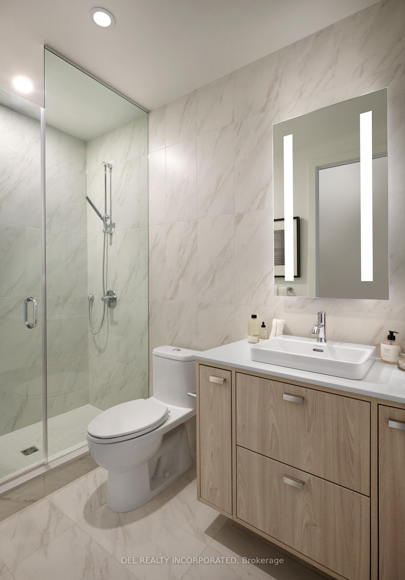 115 Denison Avenue Unit 512 photo 8