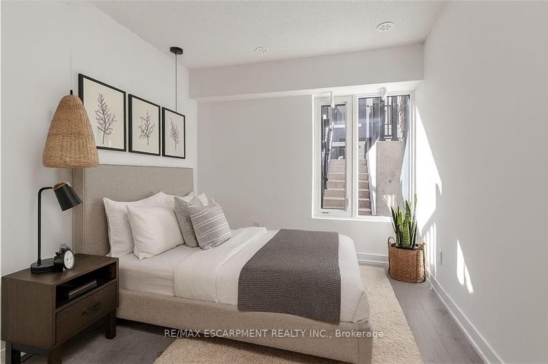 1135 Cooke Boulevard Unit 105 photo 10