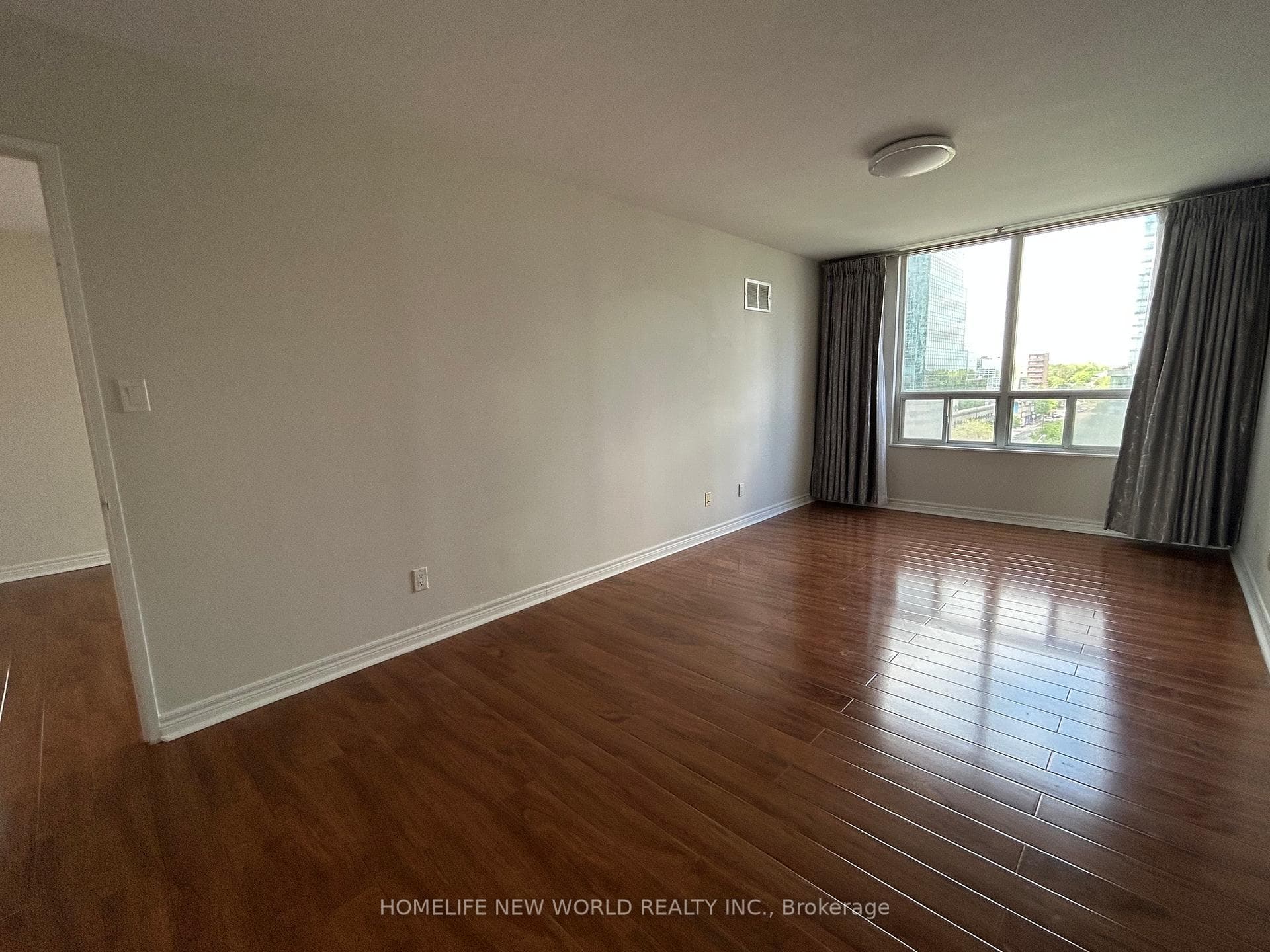 28 Empress Avenue Unit 912 photo 10