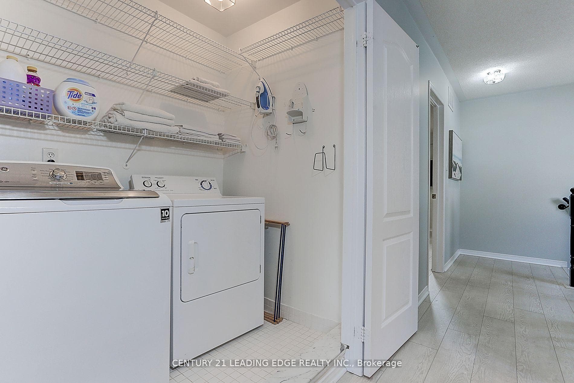 11 SCHOUTEN Crescent photo 33