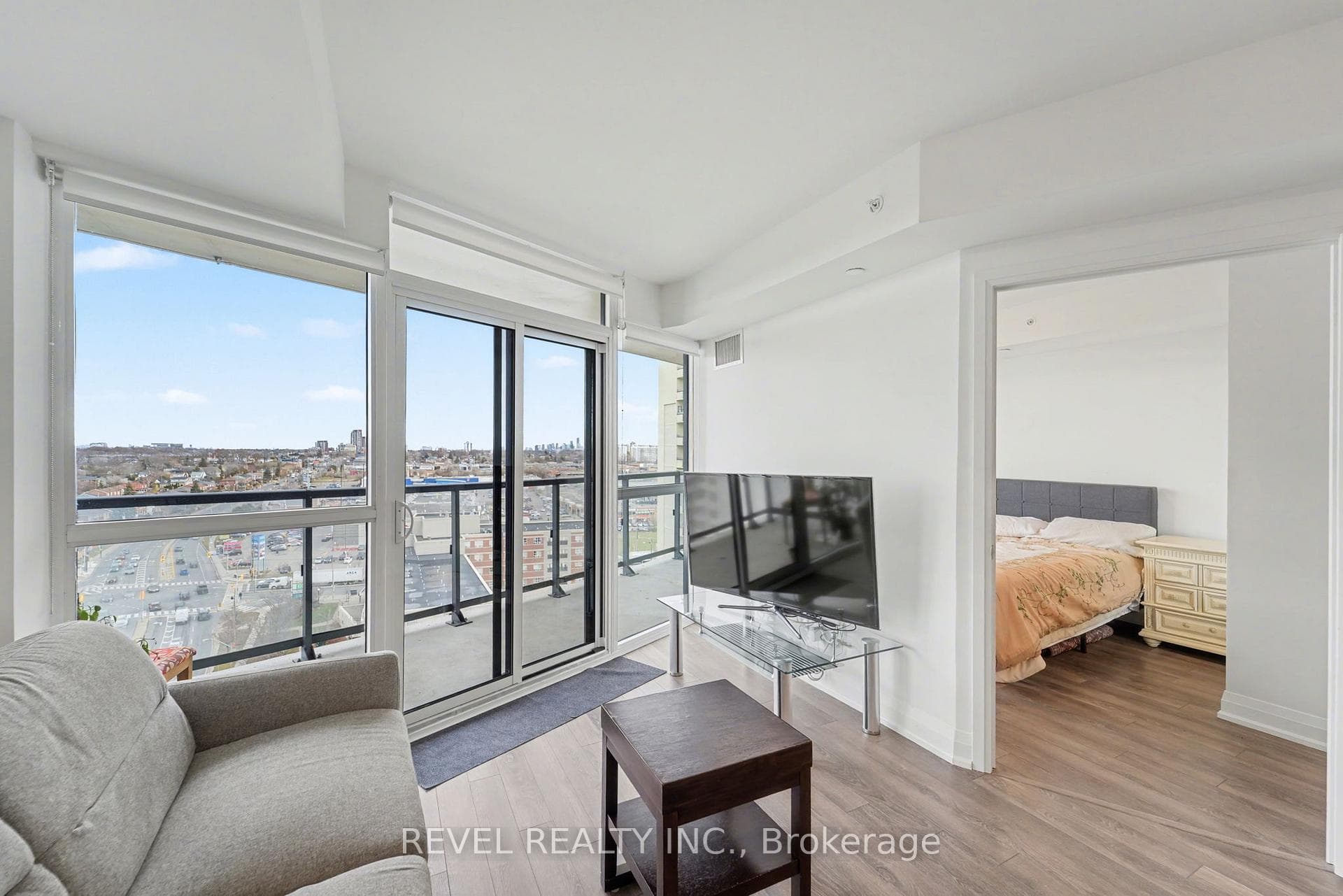 1461 Lawrence Avenue Unit 1506 photo 5