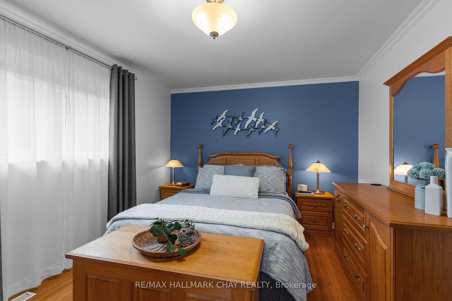 22 Baker Crescent photo 13