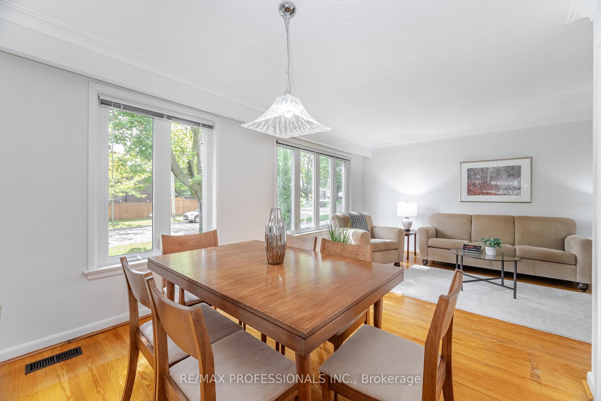 4 Lethbridge Avenue photo 11