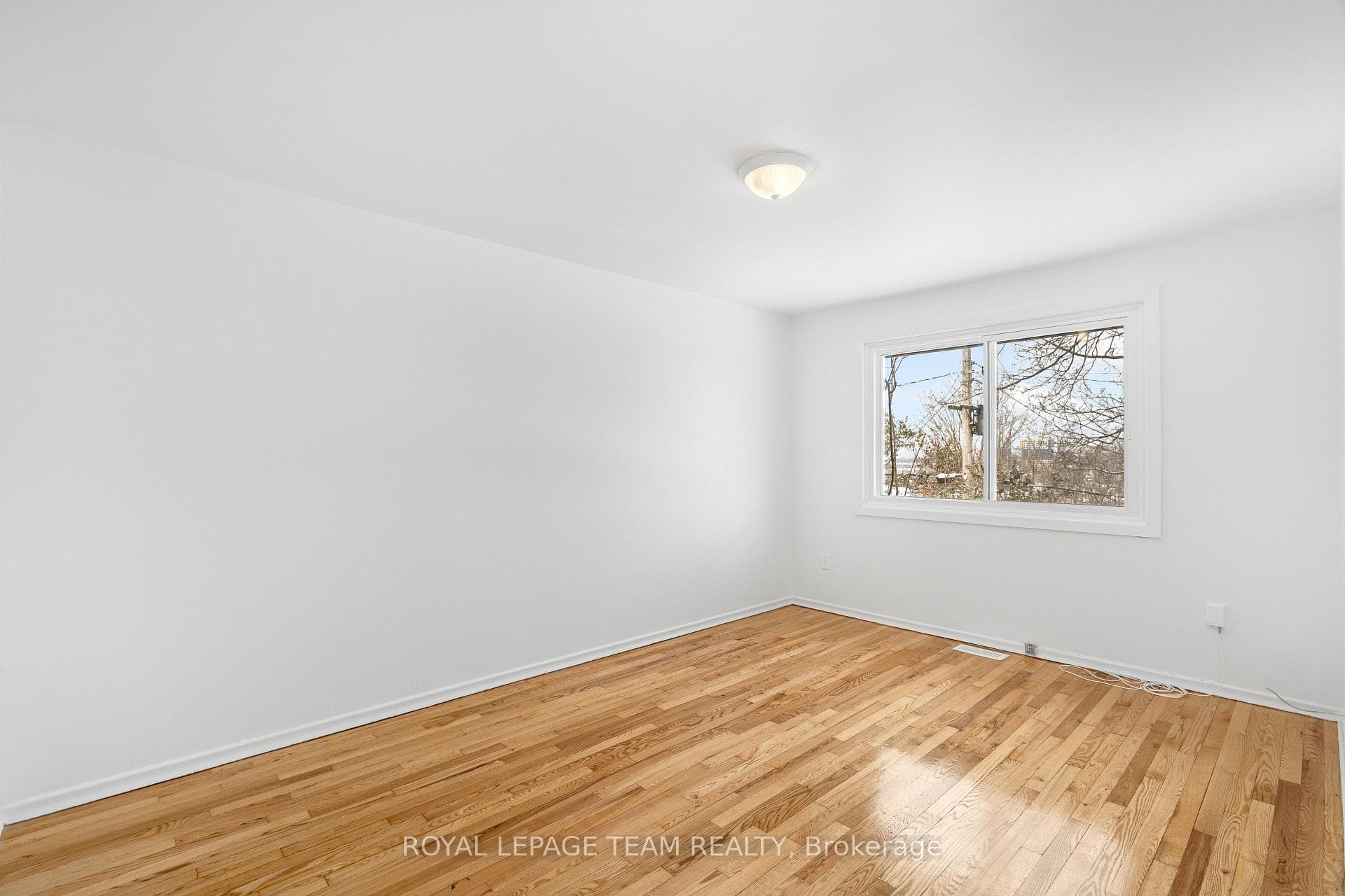 1487 Morisset Avenue Unit B photo 19