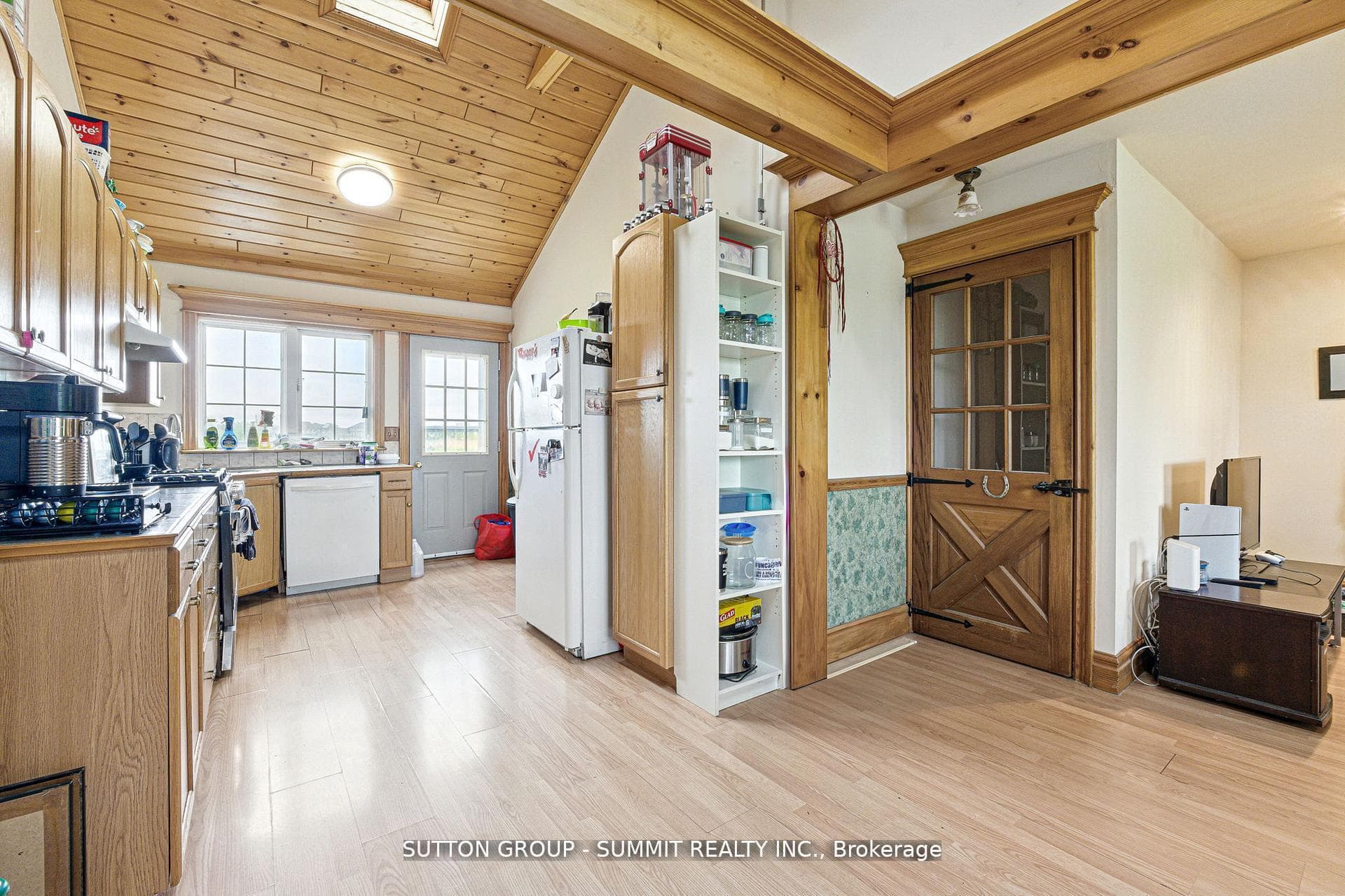 8555 Heritage Road photo 22