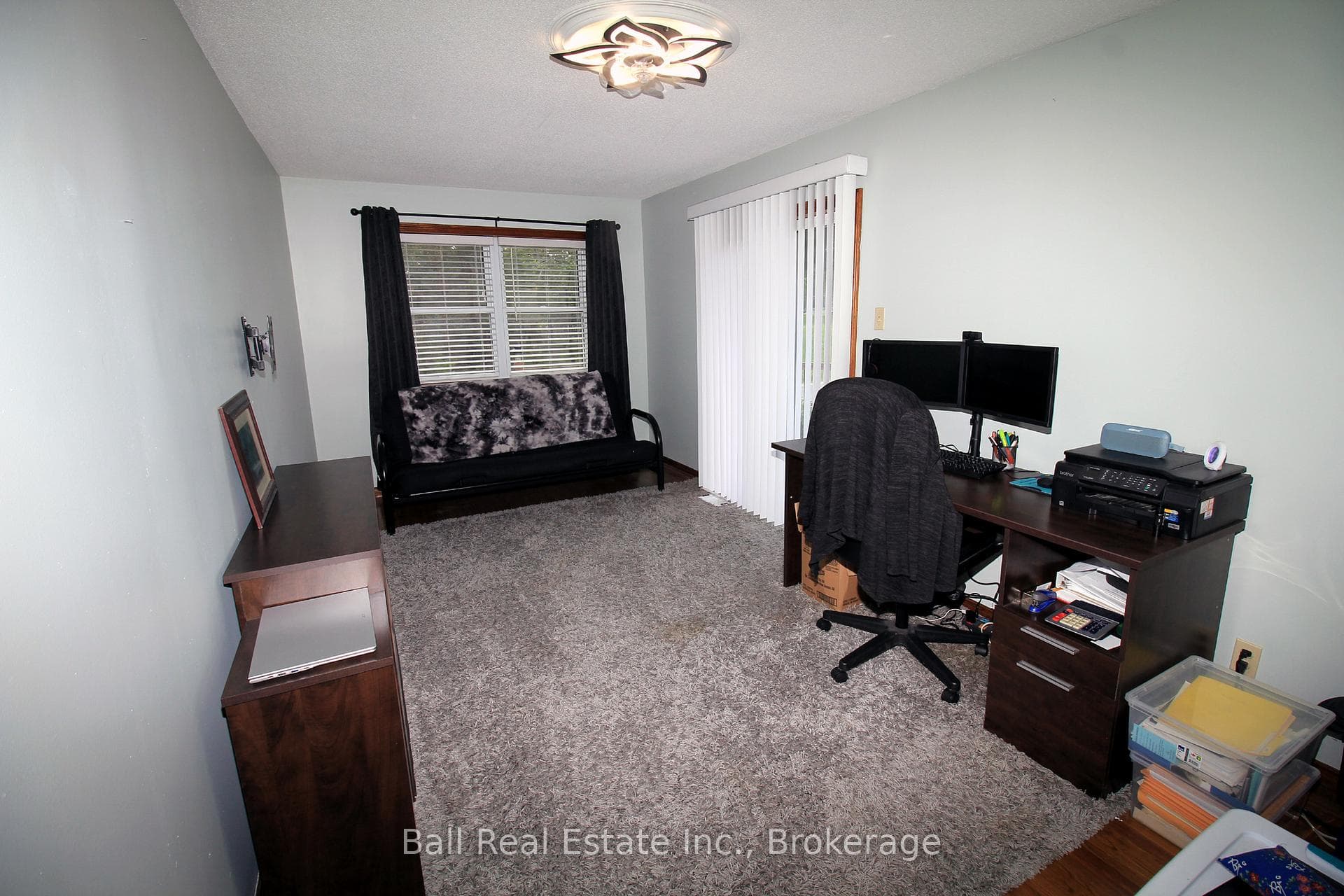1123 Harcourt Road photo 22