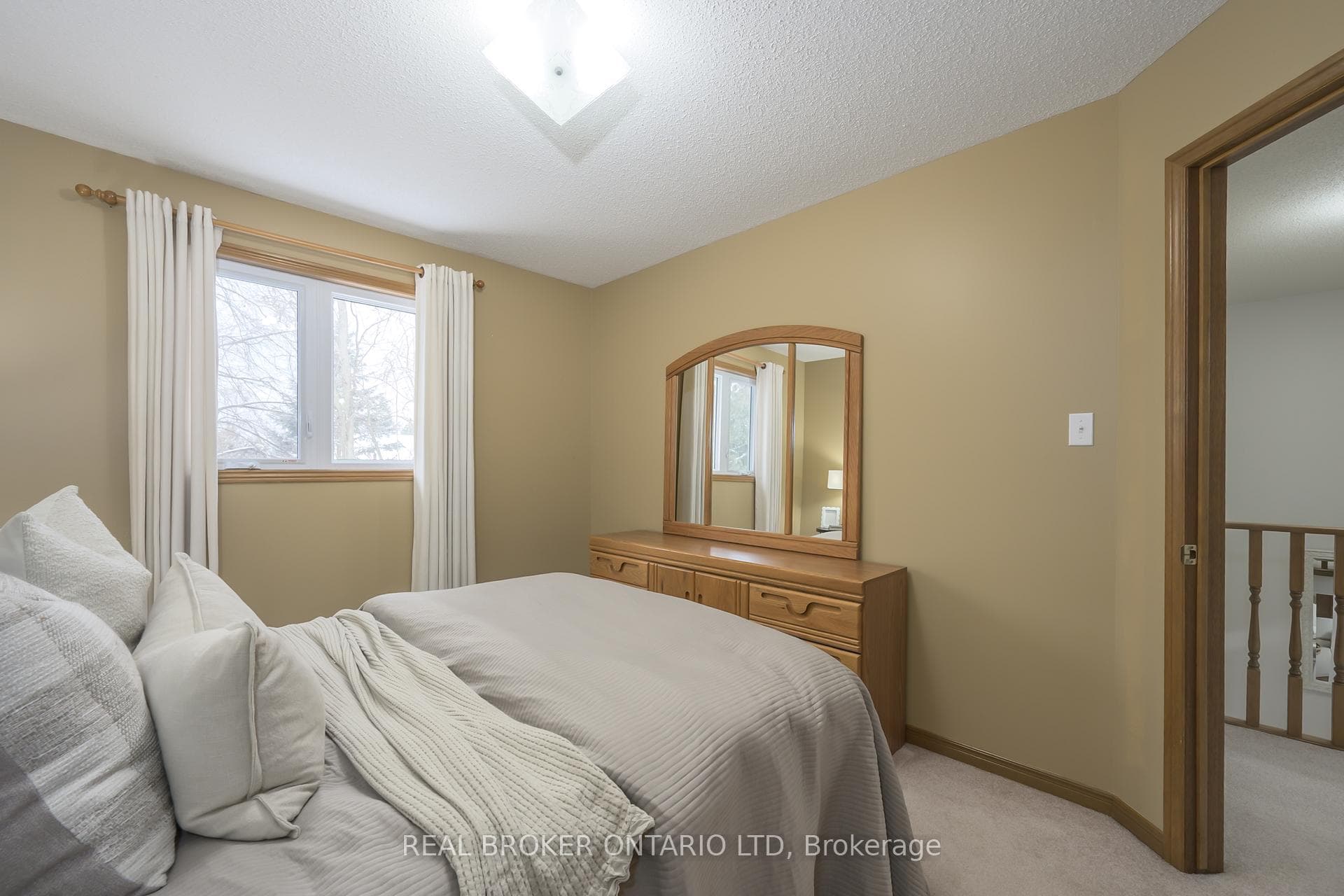 195 Barker Street Unit 4 photo 17