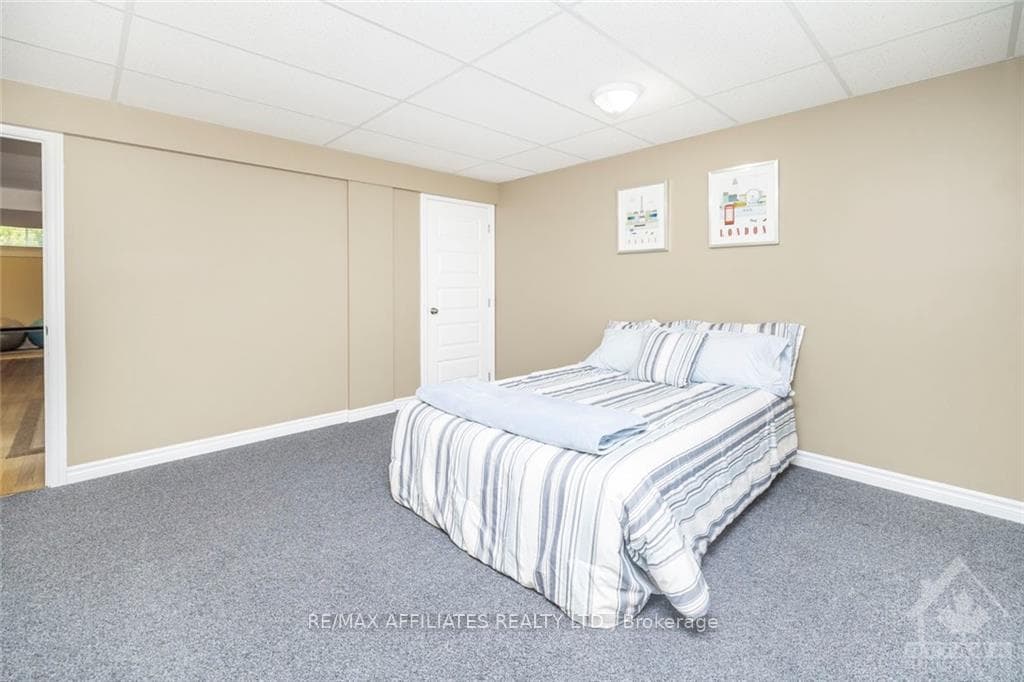 29 JOHANNA Street photo 28