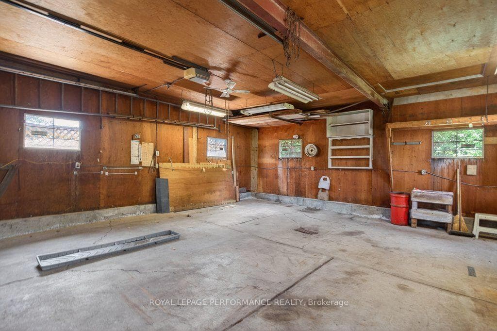 2184 Melfort Street photo 34