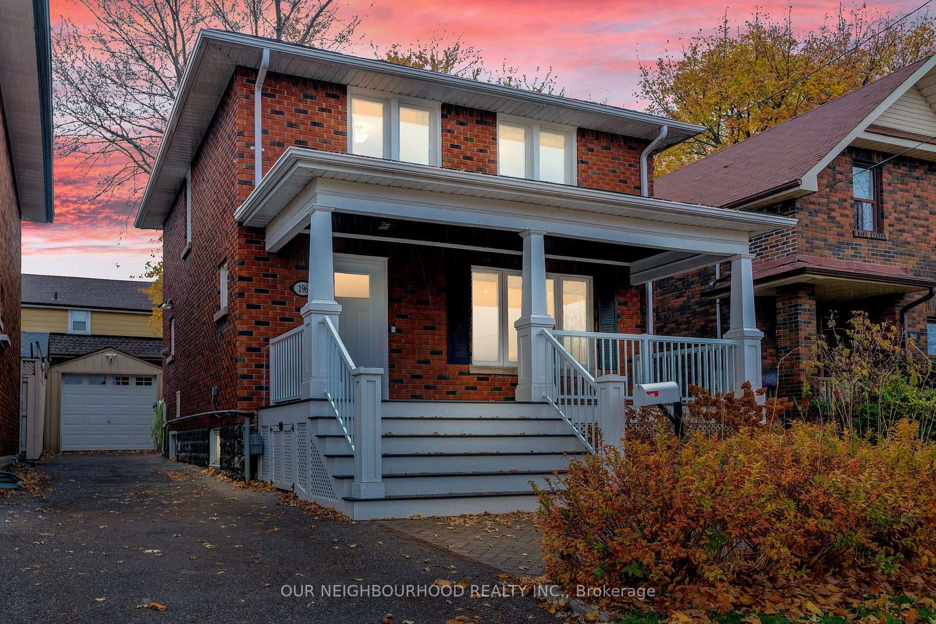 196 Oshawa Boulevard photo 1