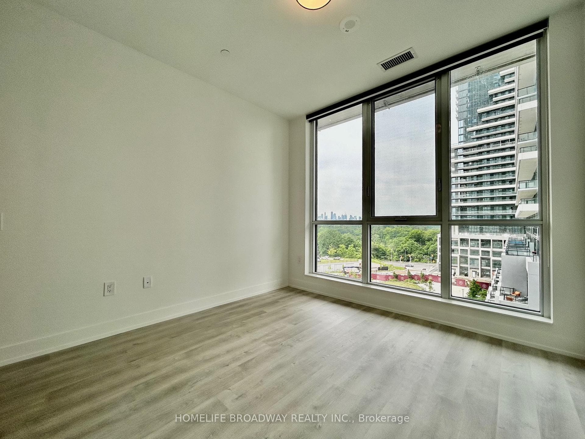 30 Inn On The Park Drive Unit 623 photo 8