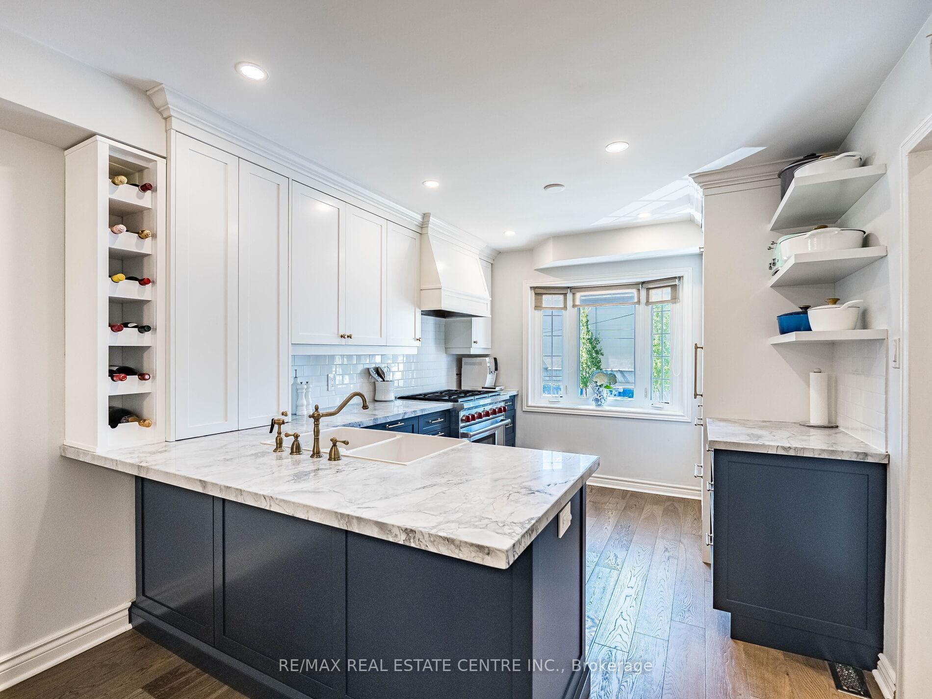 113 Brock Street photo 5