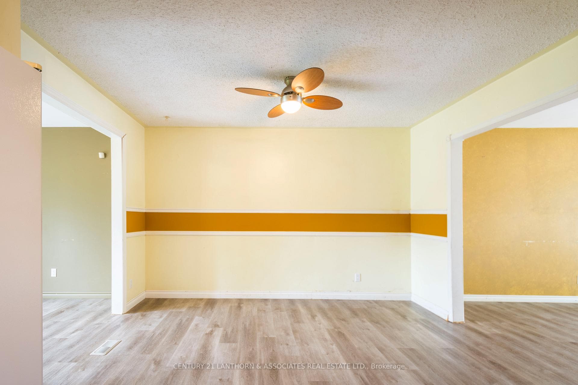 7 Jeanette Place photo 15