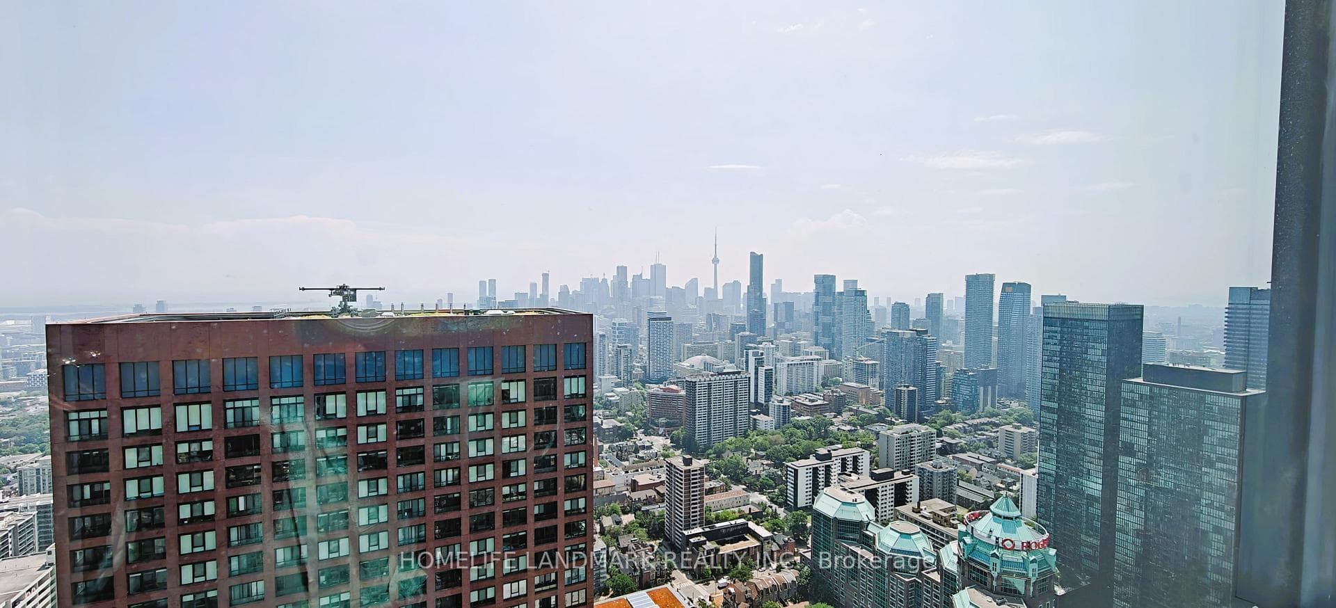 395 Bloor Street Unit 5501 photo 16