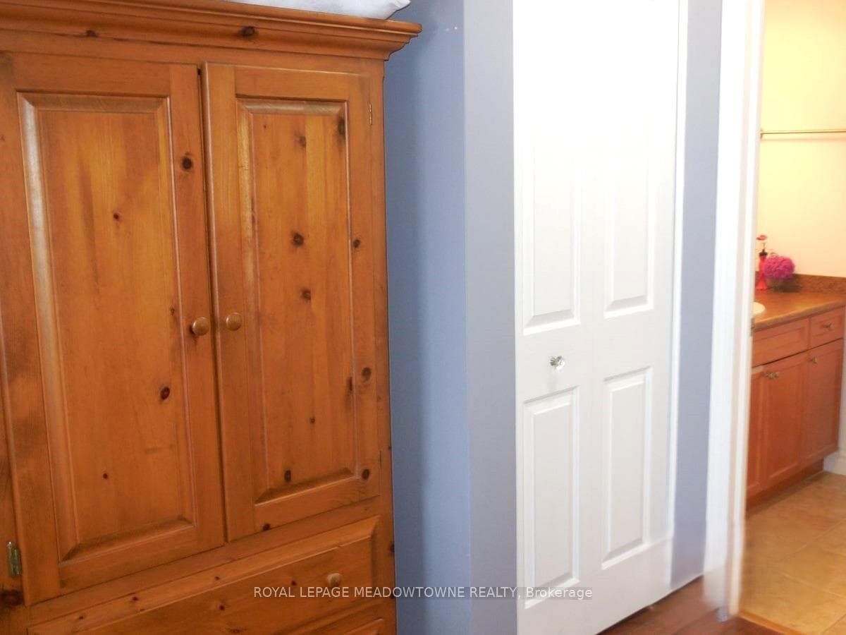 8 Harris Street Unit 320 photo 13