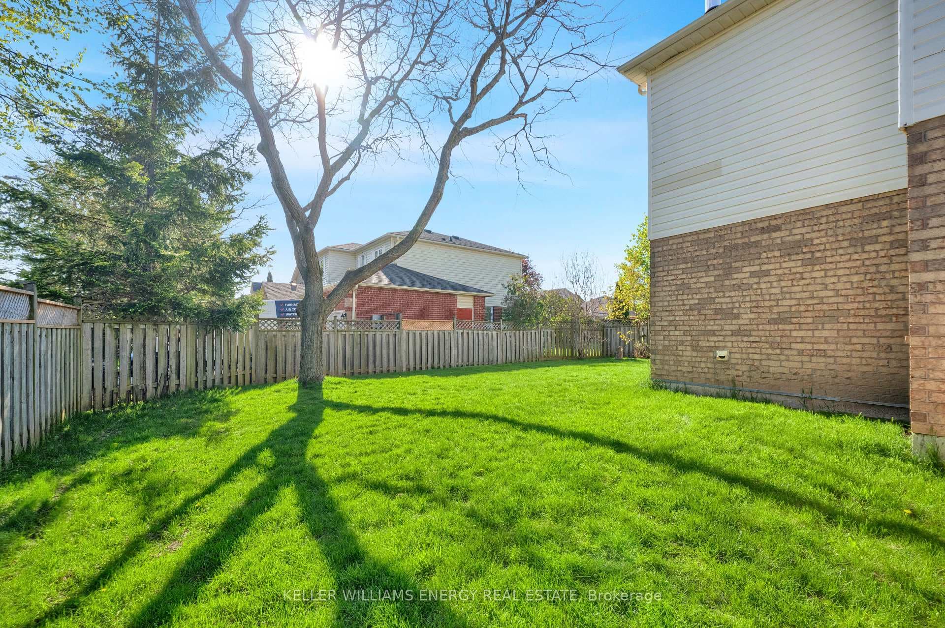 6 McAuliffe Street photo 48