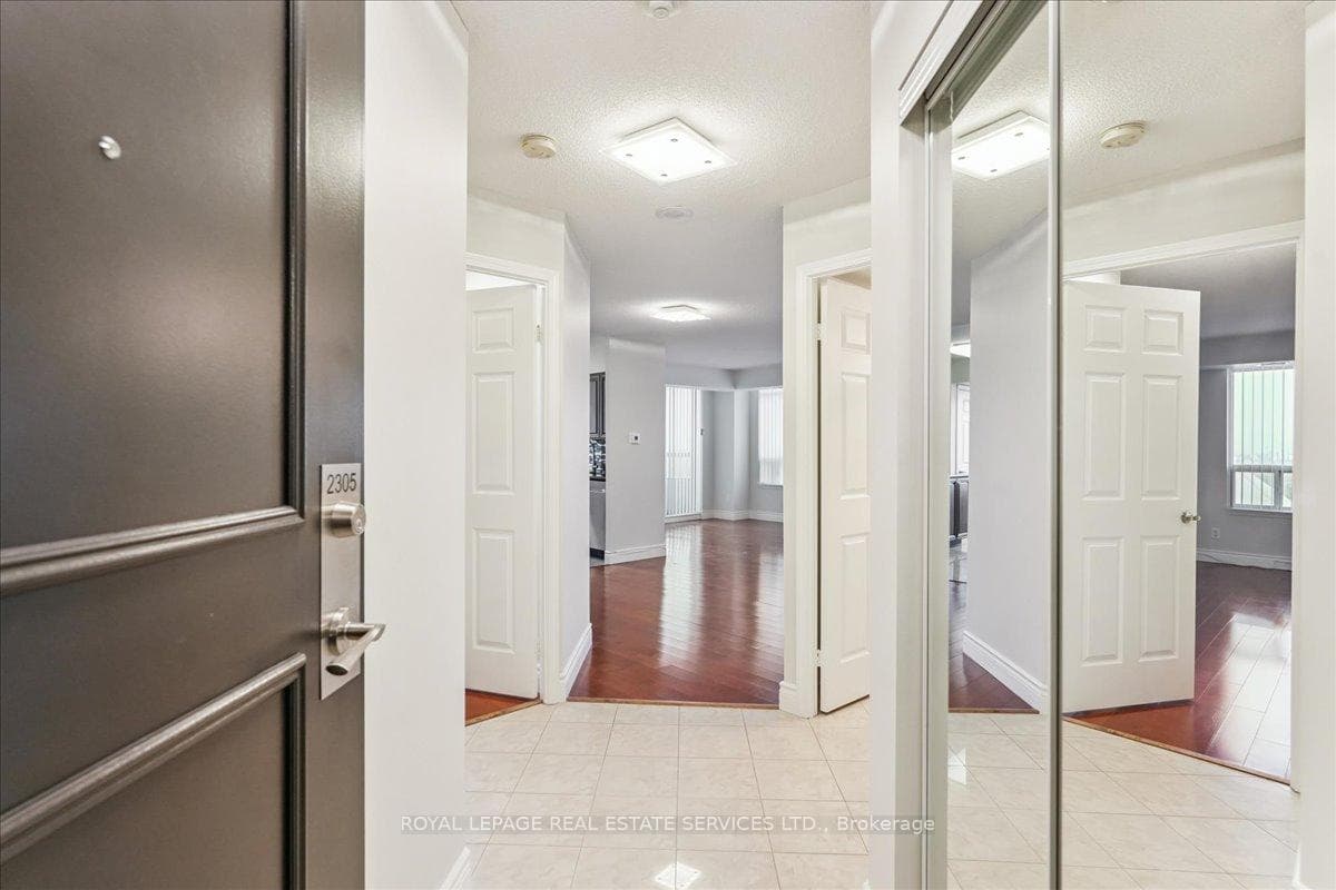33 Empress Avenue Unit 2305 photo 9