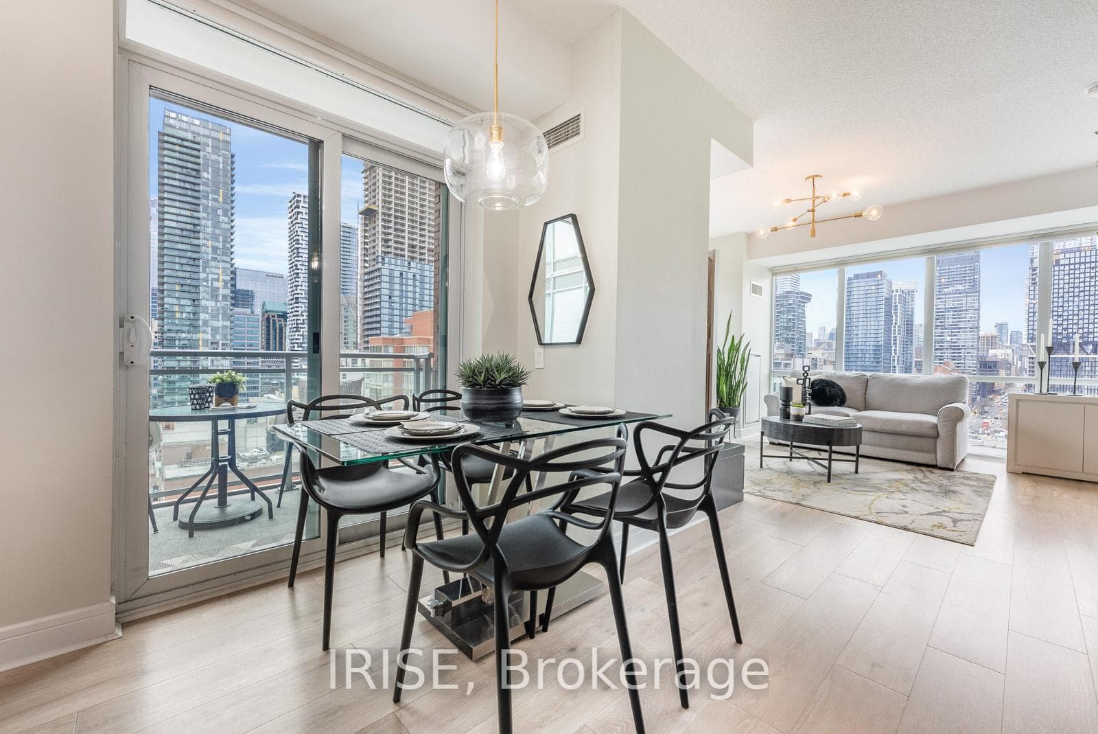 112 George Street Unit 1203 photo 14