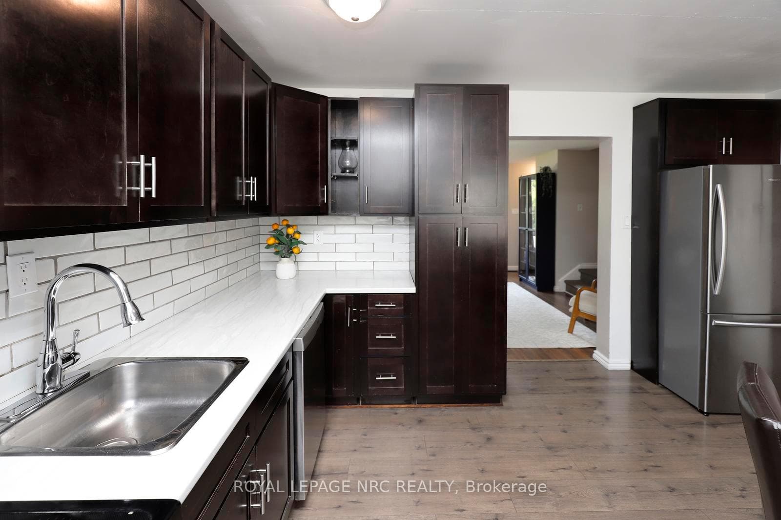 211 Lake Avenue Unit 6 photo 15