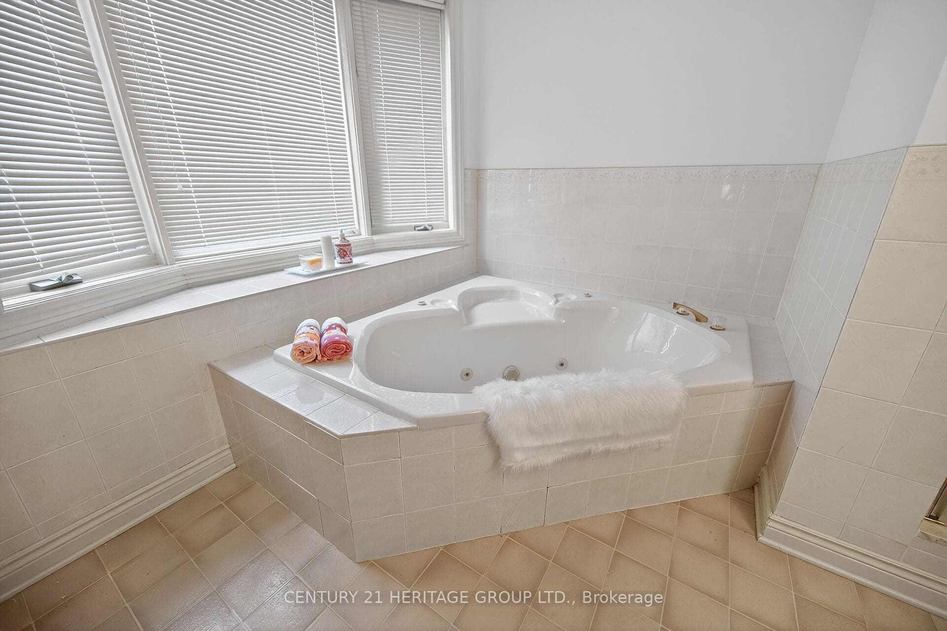 3527 Rittenhouse Road photo 32