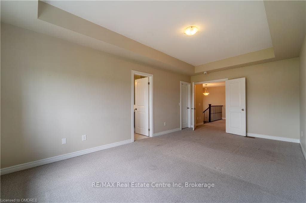 92 NARBONNE Crescent photo 21