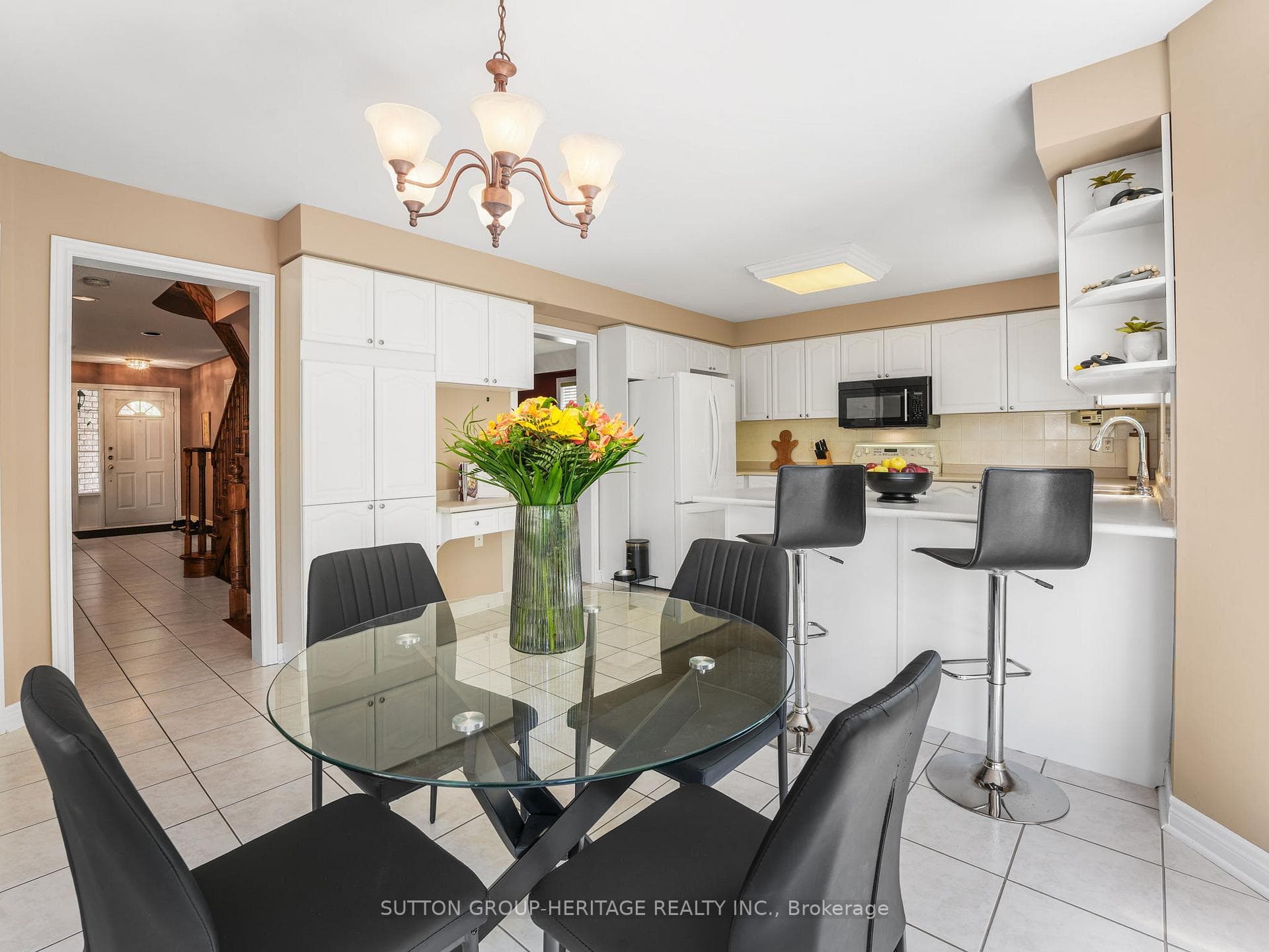 51 Annie Crescent photo 12